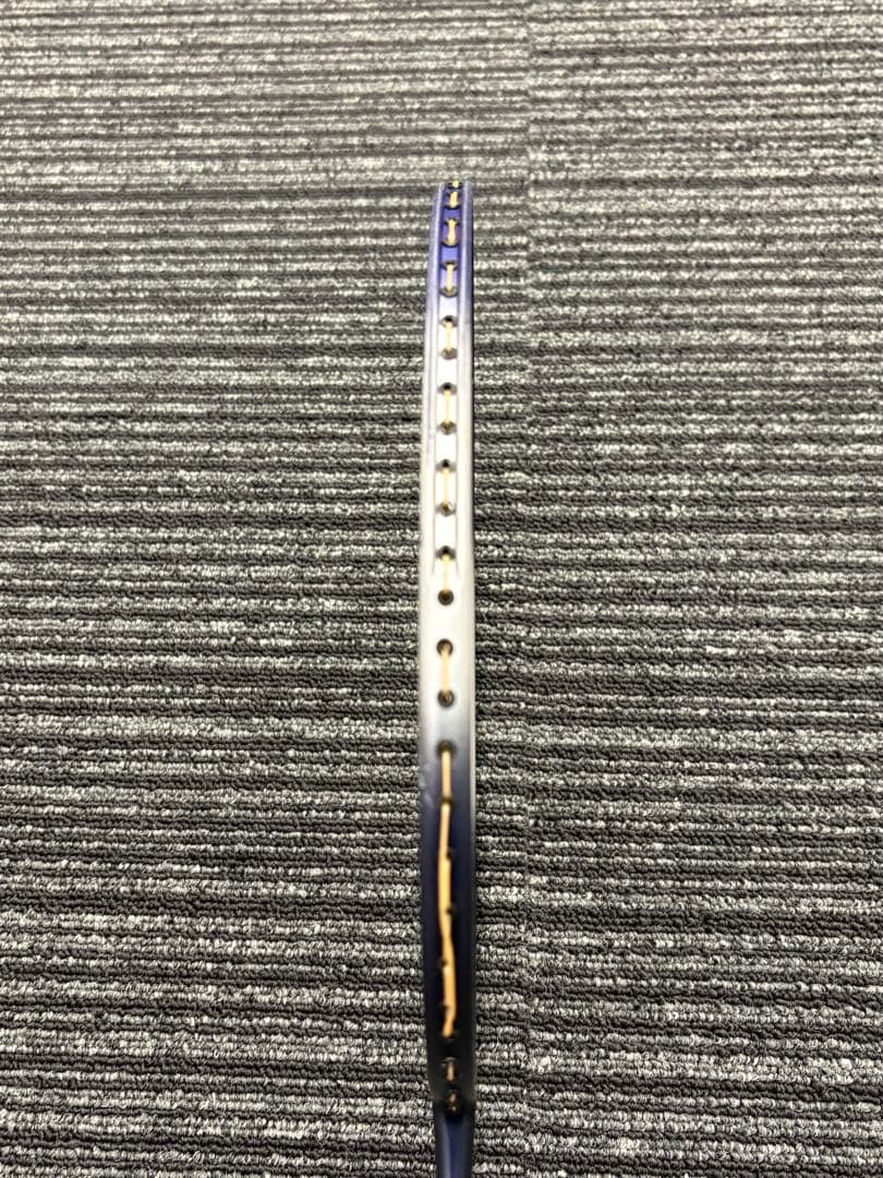 【貴重】YONEX バドミントンラケット Carbonex17 3UG4 ケース