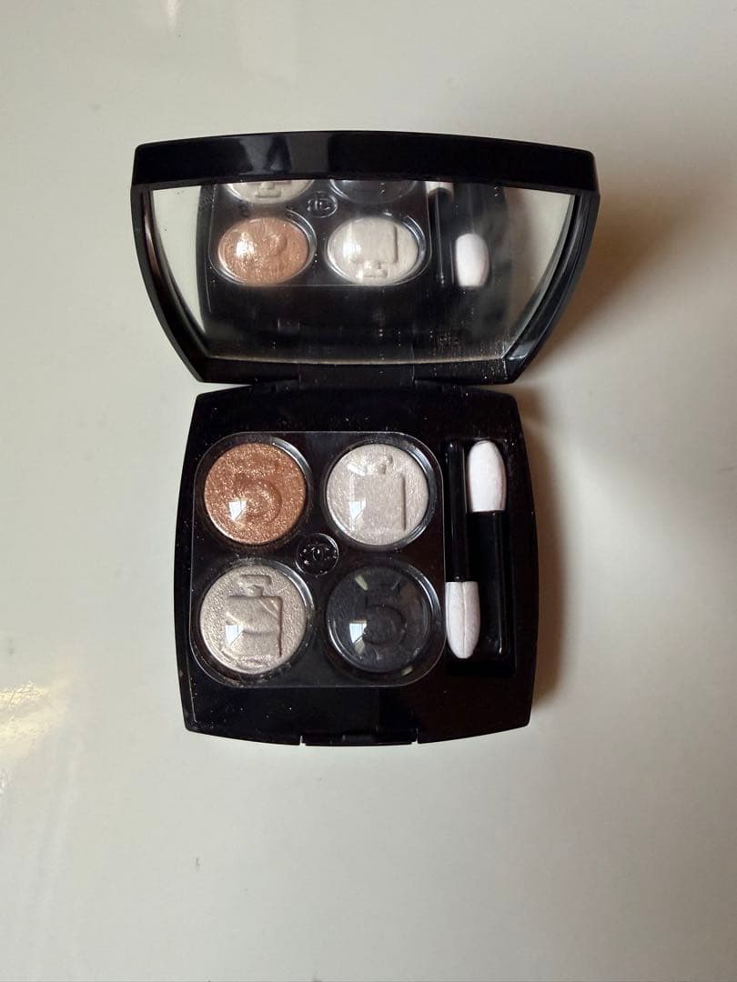 CHANEL アイシャドウ レキャトルオンブル No.5