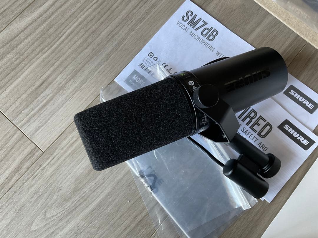 ネ*コ様 SHURE SM7dB ダイナミックマイク MVX2Uオーディオインタ