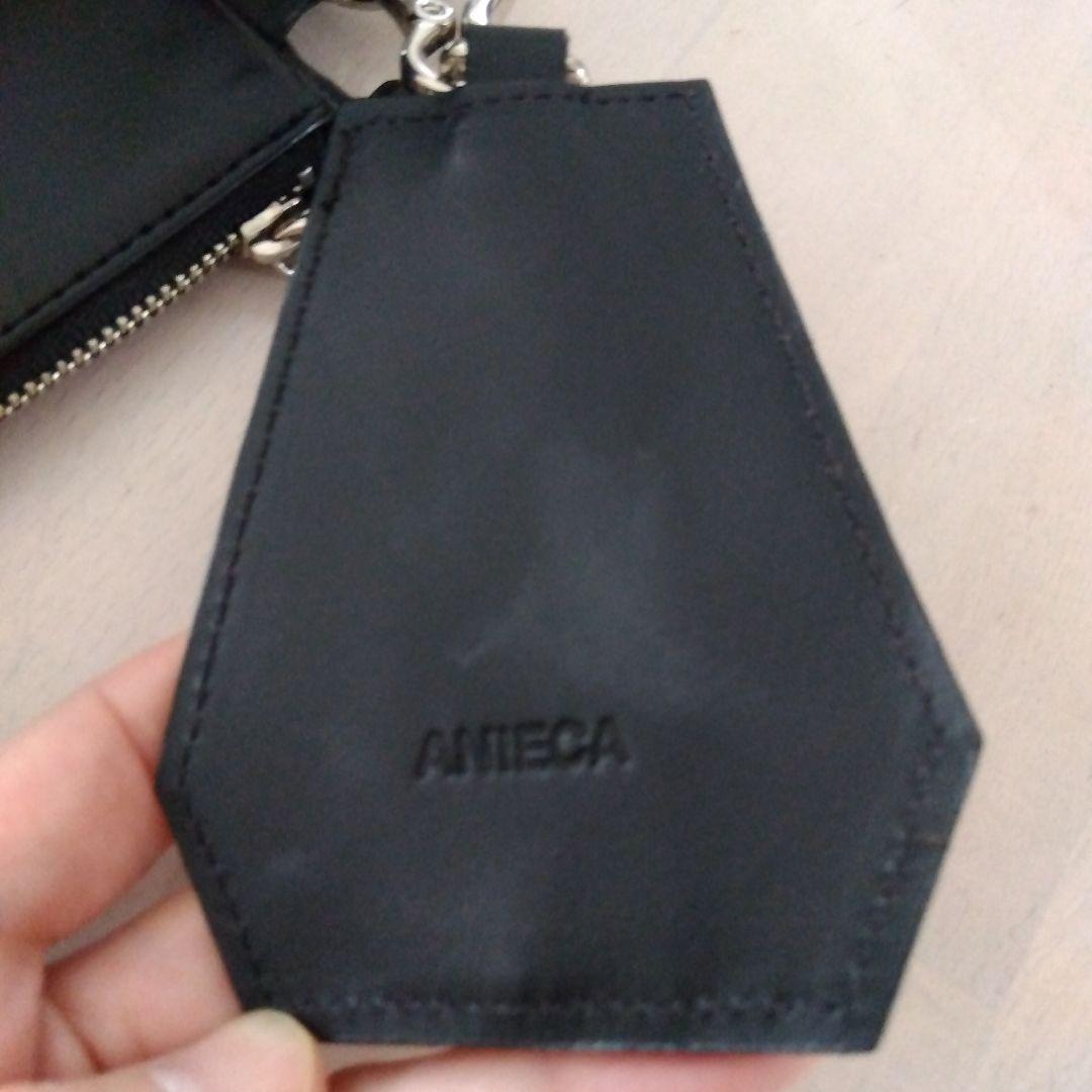 ANIECA ショルダーバッグ　携帯ケース