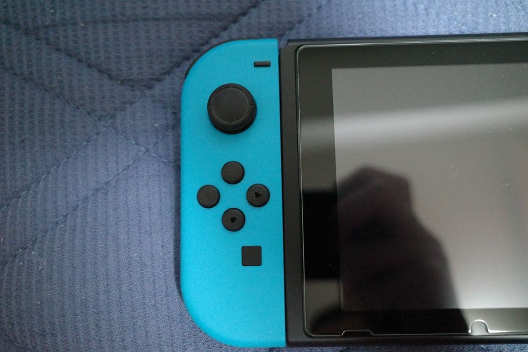 【美品・初期化済】Nintendo Switch 本体＋付属品