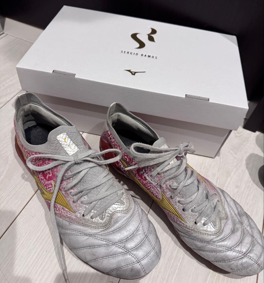 Mizuno Sergio Ramos スパイク　モレリア