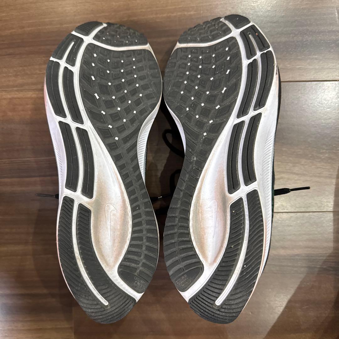 ナイキ　ズームペガサス37 BETRUE zoom PEGASUS37