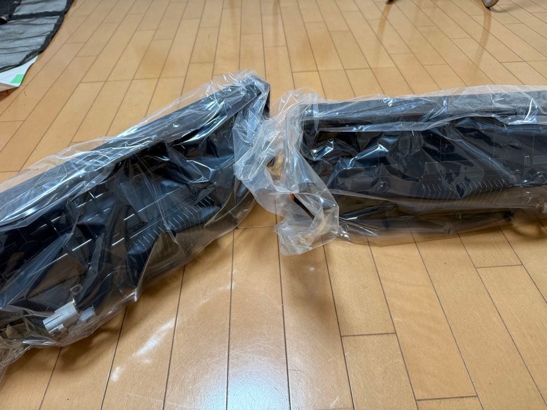 ICLテールライト　未使用　いすゞ