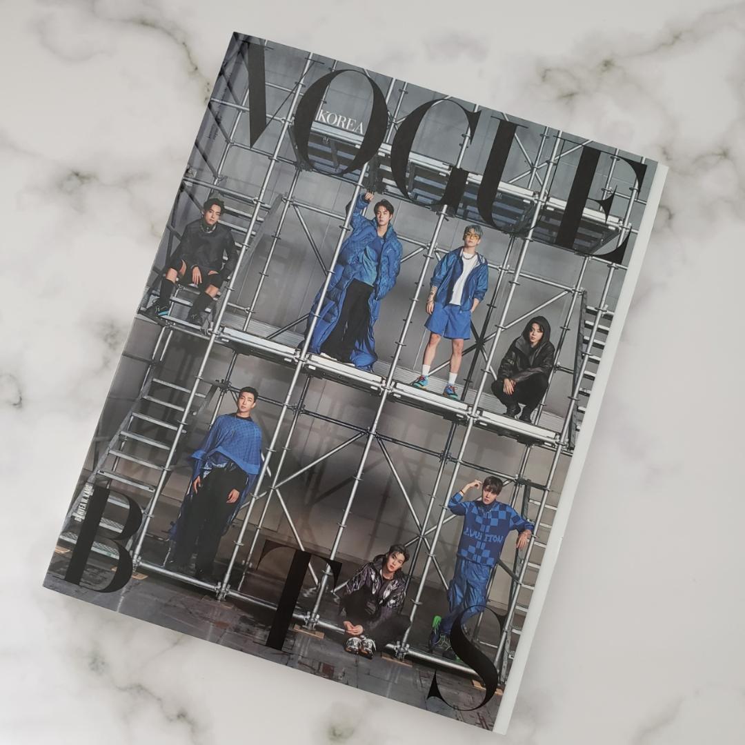 新品【VOGUE KOREA】BTS 3冊セット 2022年1月号