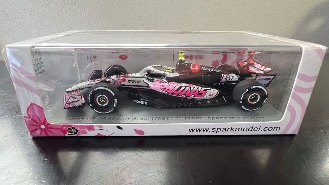 F1 HAAS ハース日本GPカラー1:43 オリバーベアマン