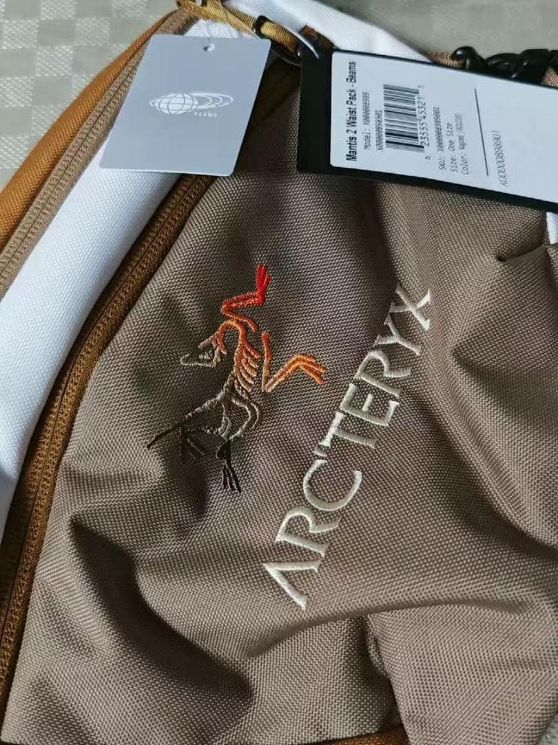ARC'TERYX BEAMS Mantis 2 ベージュショルダーバッグ