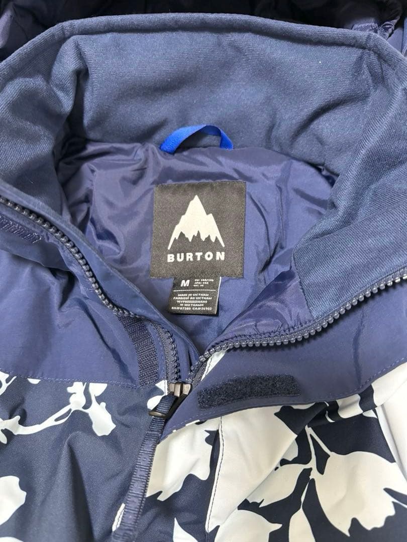 新品　BURTON キッズMサイズ スノーボードウェア上下セット