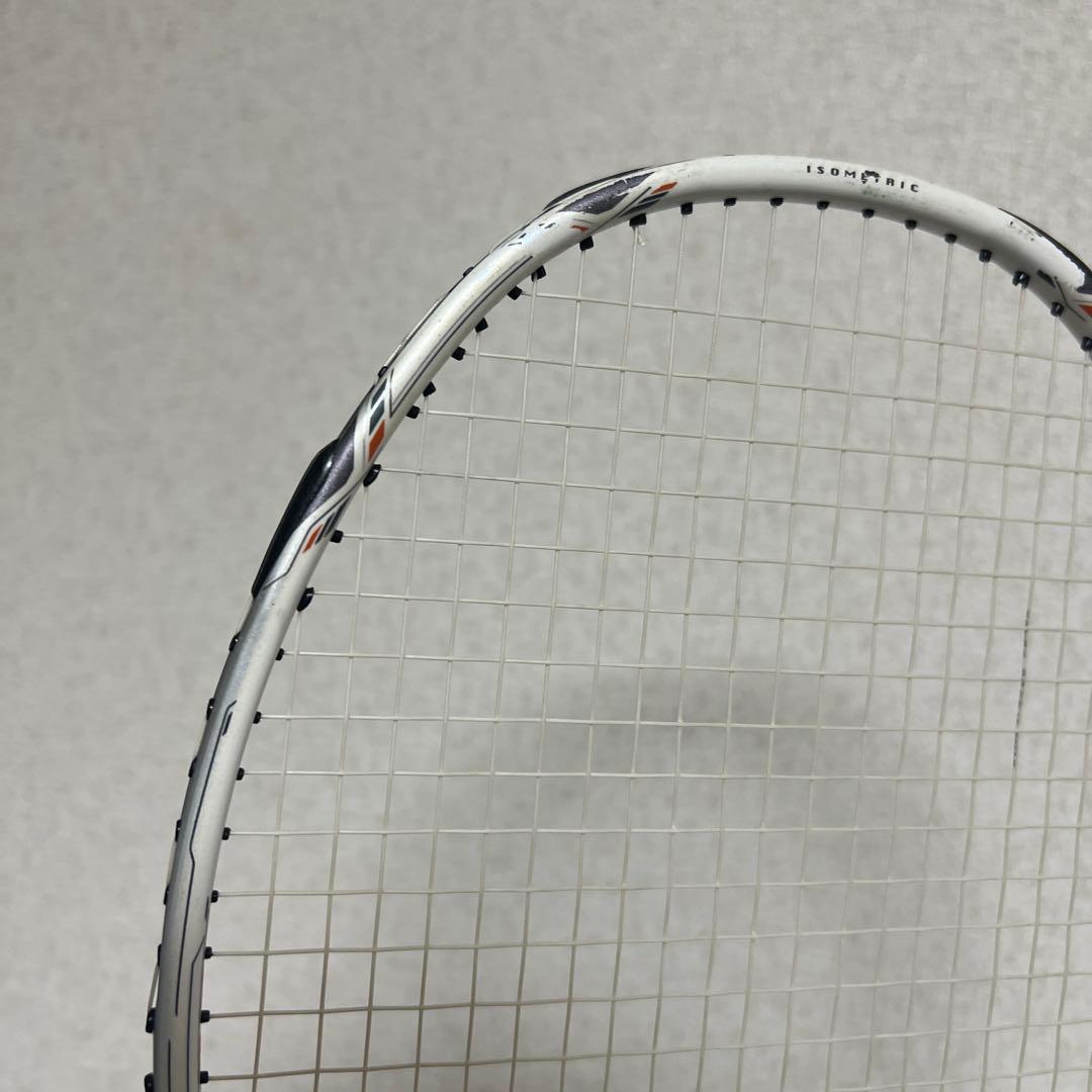 ラケット YONEX VOLTRIC 70 E-tune 4UG5