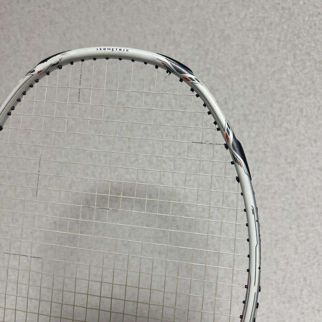 ラケット YONEX VOLTRIC 70 E-tune 4UG5