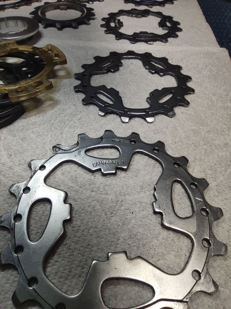Campagnolo チェーン、スプロケットセット