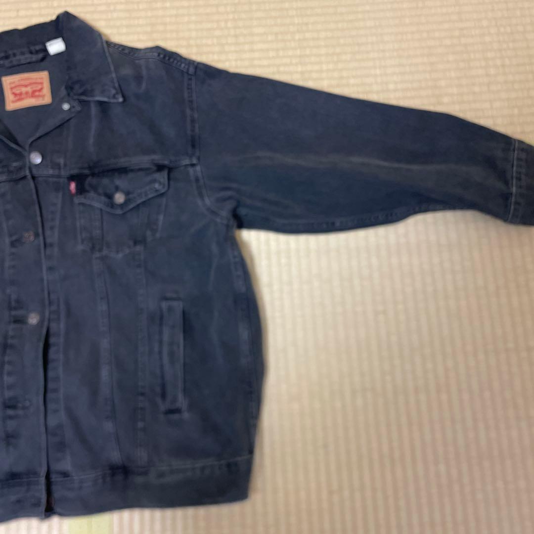 LEVI’S デニムジャケット Mサイズ