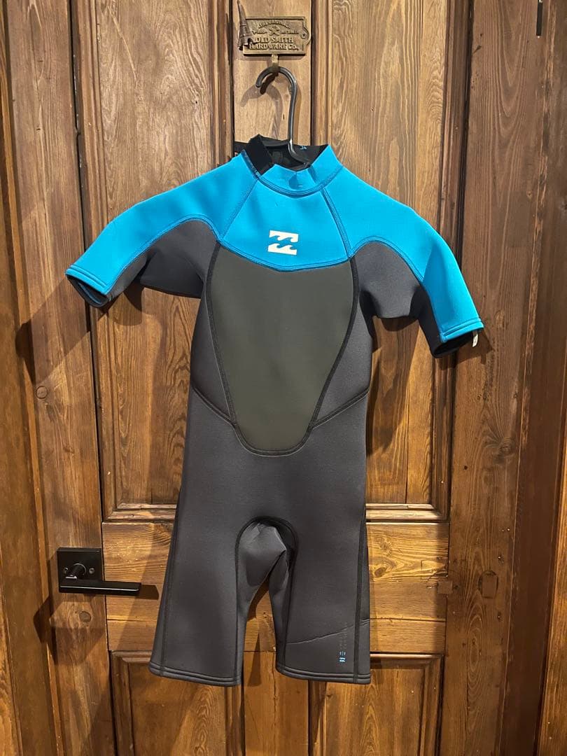 未使用！　キッズウェットスーツ 140BILLABONG