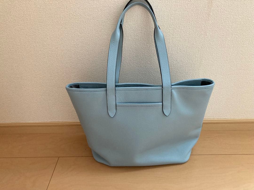 【新品同様】coachライトブルー レザー トートバッグ