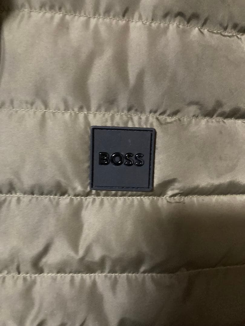 BOSS オリーブグリーン キルティングベスト