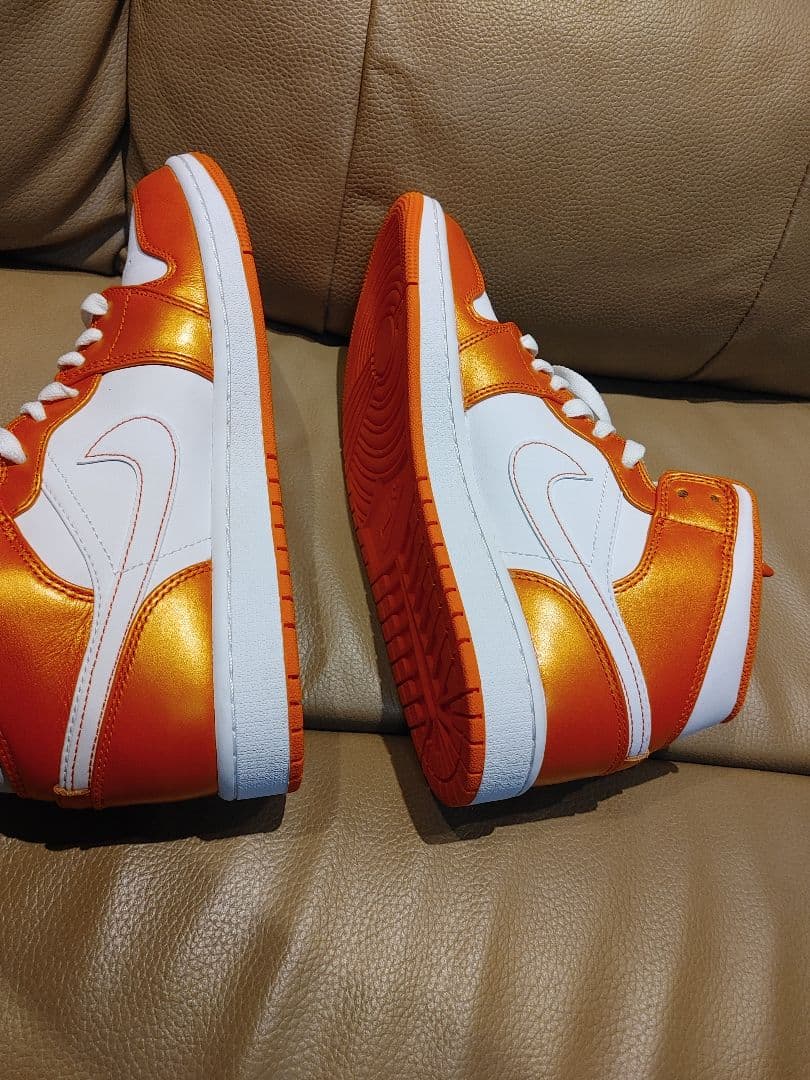 新品27㎝Nike Air Jordan 1 Mid オレンジ/ホワイト