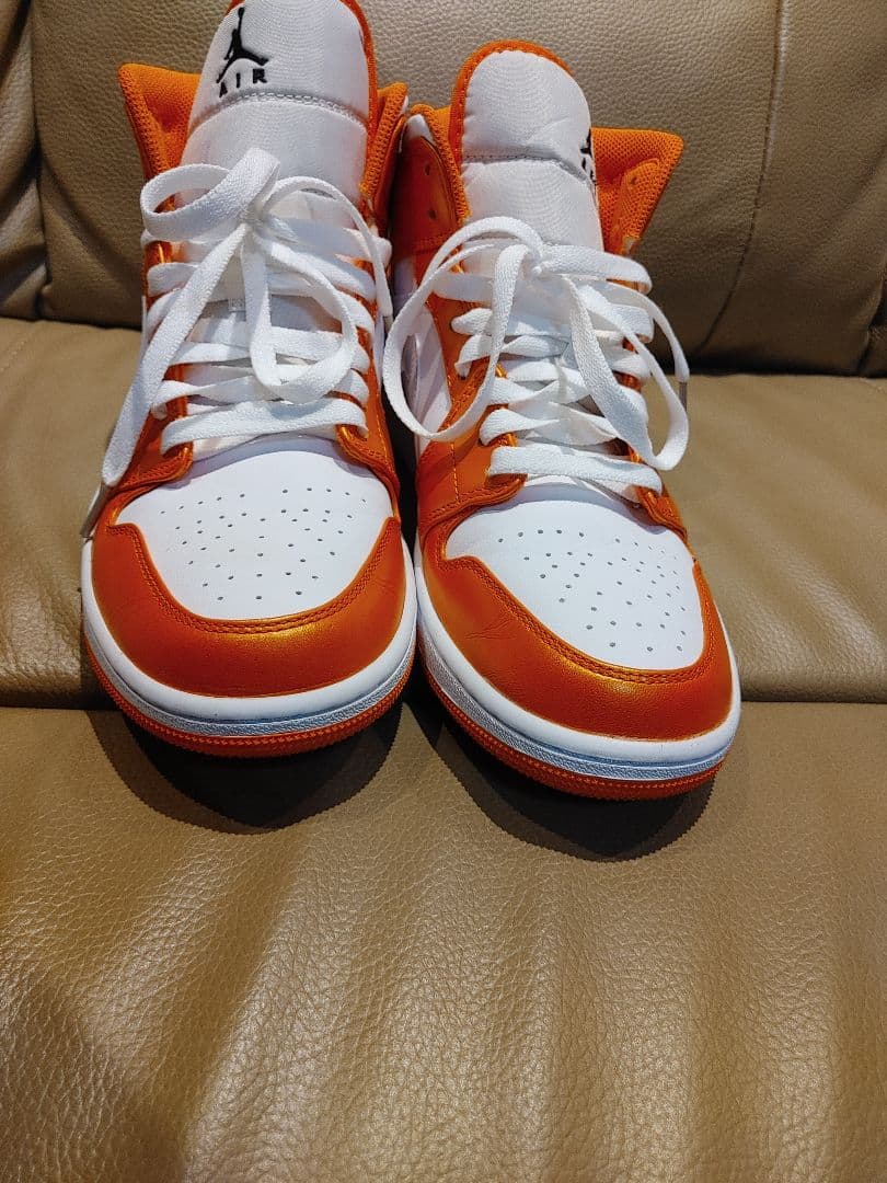 新品27㎝Nike Air Jordan 1 Mid オレンジ/ホワイト