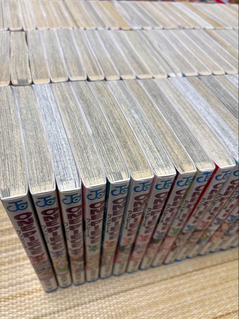 ワンピース 1巻～113巻＋関連本10冊【全123冊】 映画特典トランプ未開封