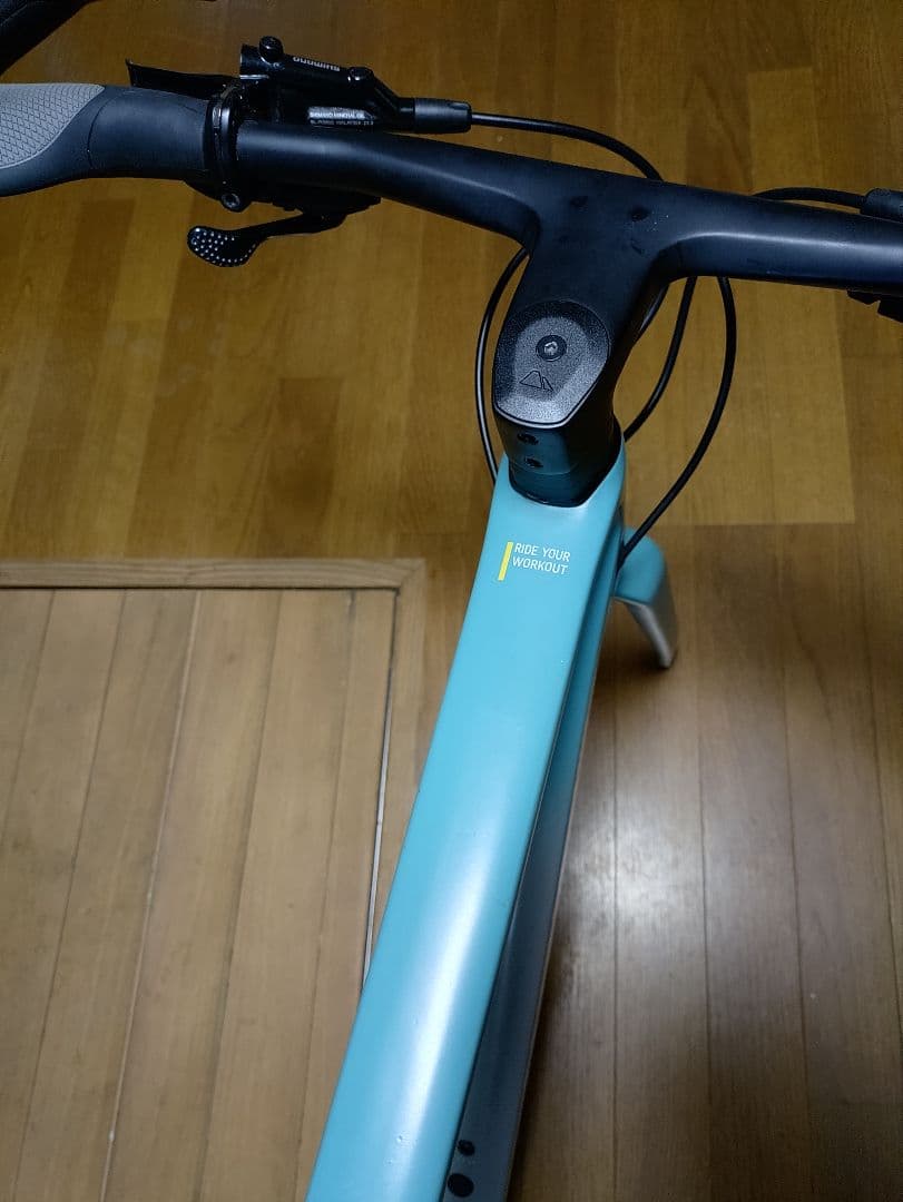 明日21:00まで専用です。 購入お控え下さい。Road lite CF8