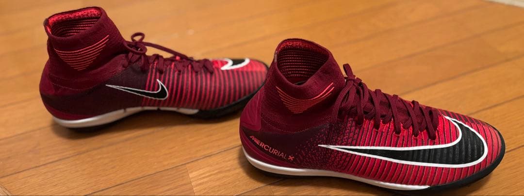 Nike Mercurial X 赤/黒 ハイカットサッカーシューズ