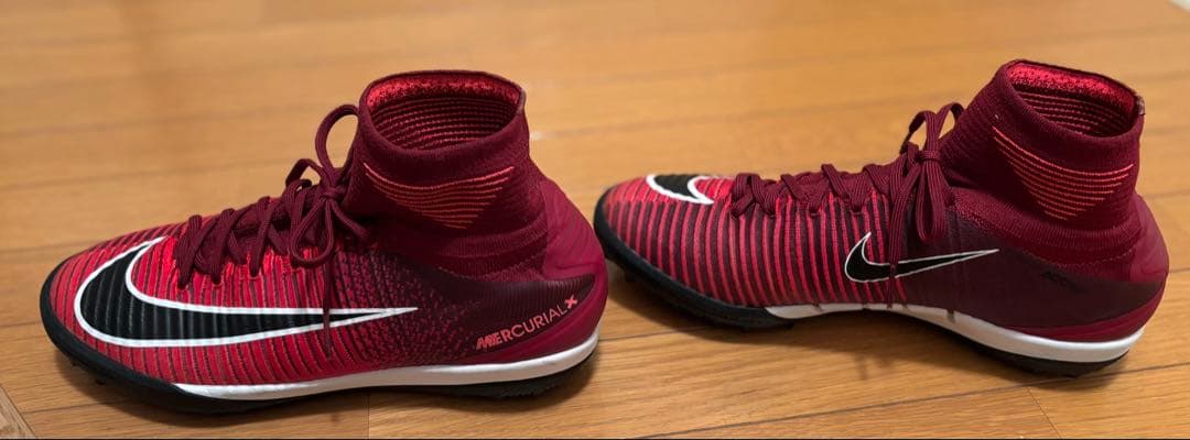 Nike Mercurial X 赤/黒 ハイカットサッカーシューズ