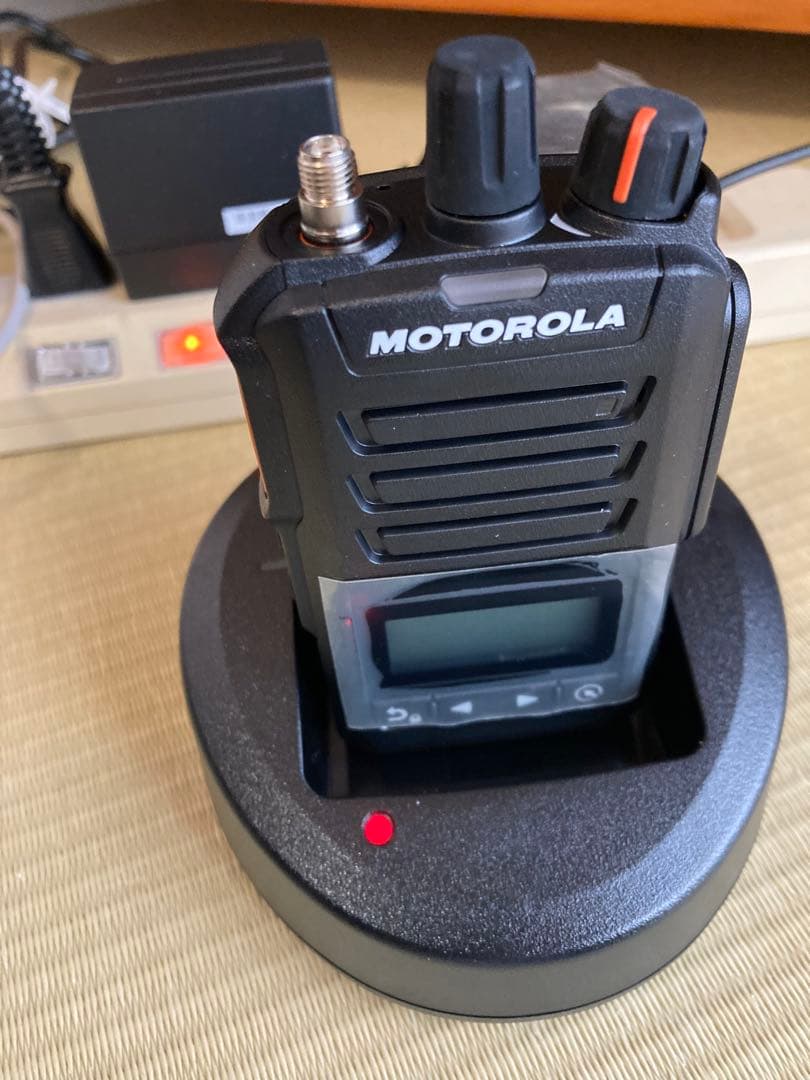 MT10 二重携帯型デジダル簡易無線機