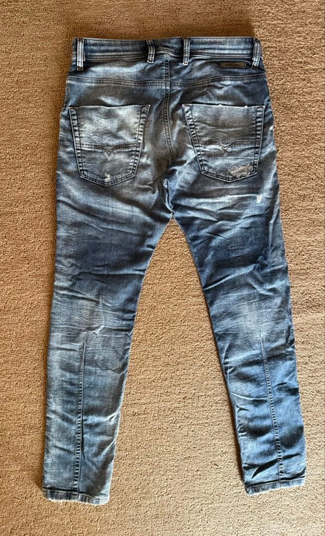 パンツ DIESEL Krooley JoggJeans 0685I
