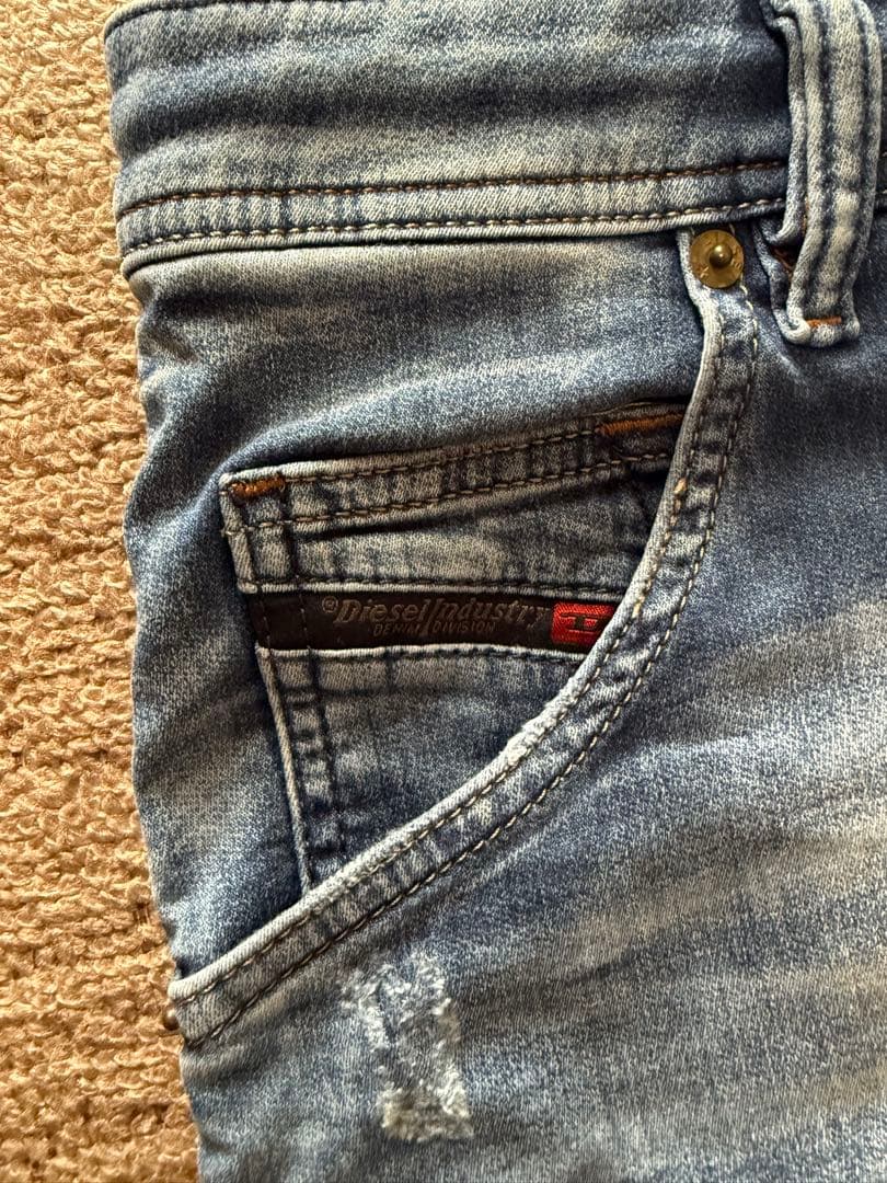 パンツ DIESEL Krooley JoggJeans 0685I