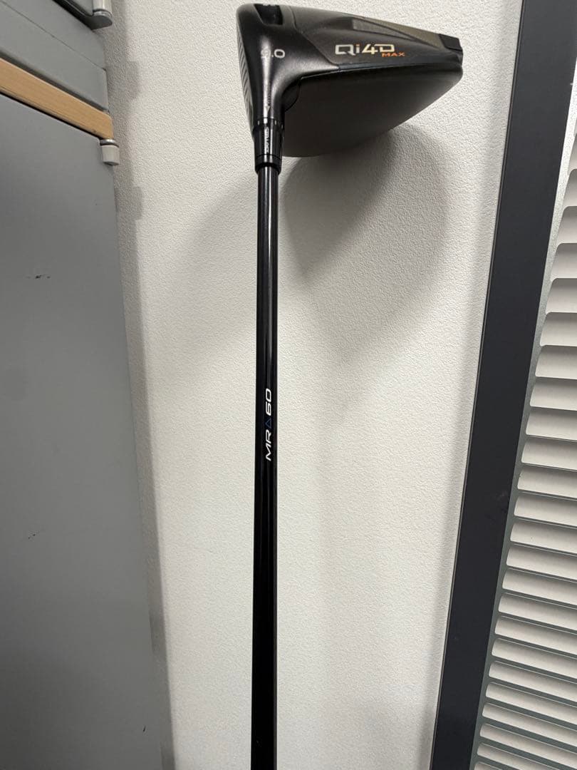 Custom Qi4D MAX 9° レフティドライバー