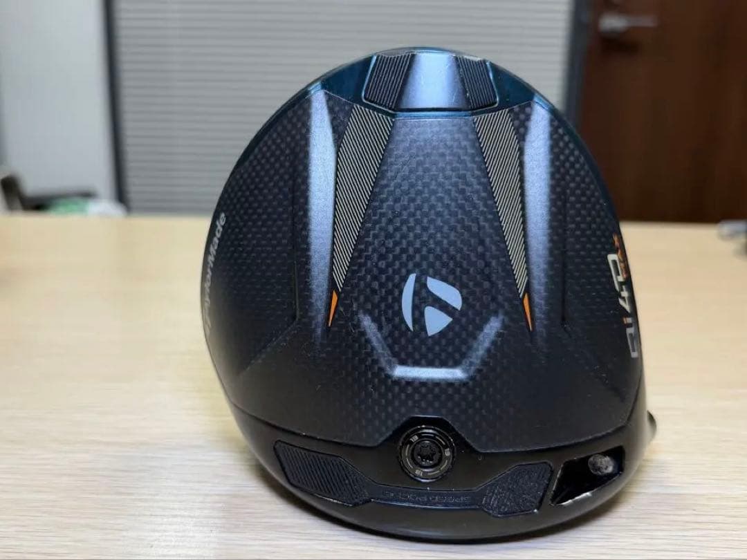 Custom Qi4D MAX 9° レフティドライバー