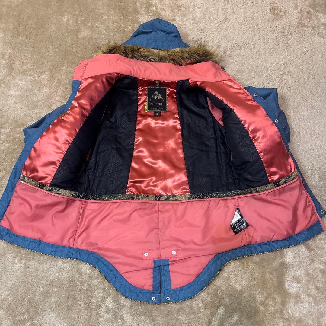【お値下げしました】BURTON スノボウェア レディース Sサイズ