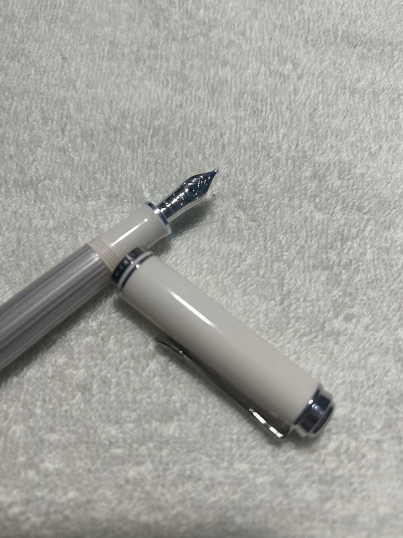 Pelikan スーべレーン M405 シルバーホワイトF