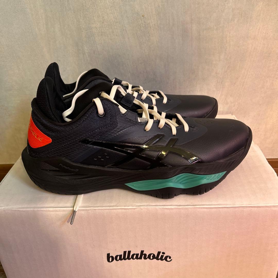 空飛ぶニワトリballaholic×asics 27.5ノヴァサージlow