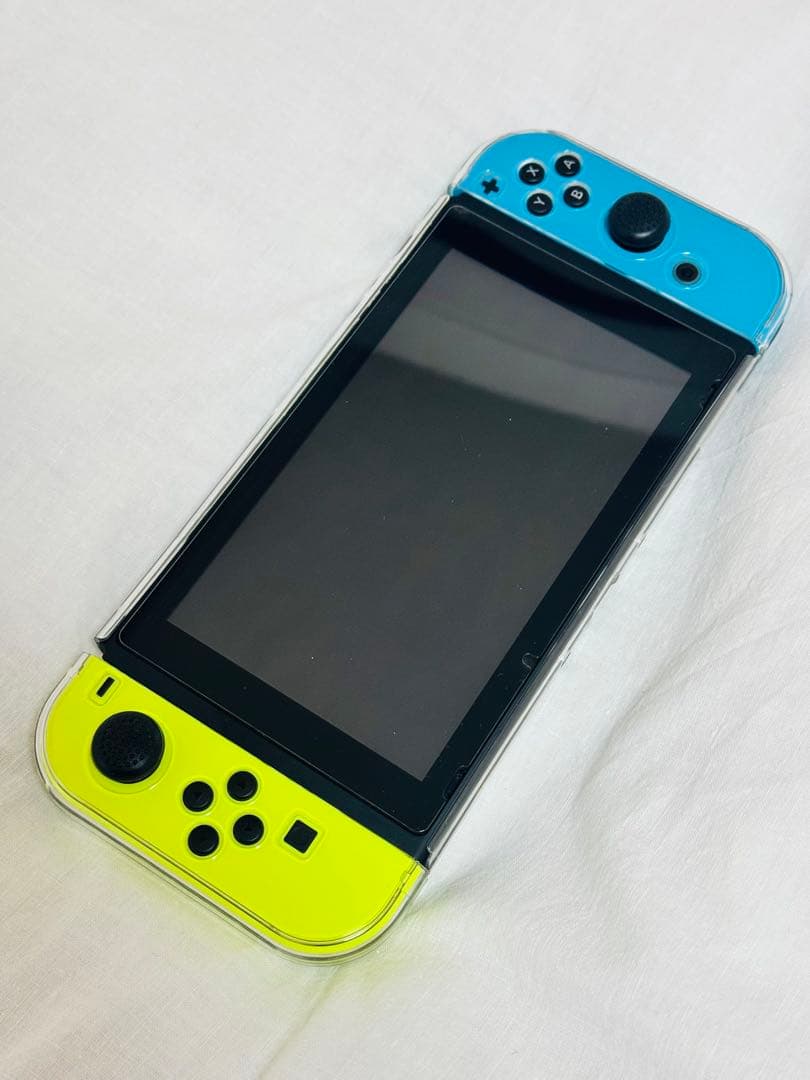 Nintendo Switch 本体(本体クリアカバー、ケース2個付き等)