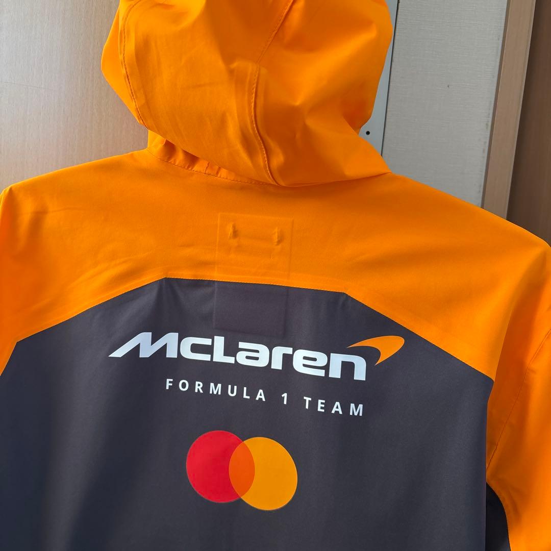 McLaren フード付きレインコート Formula 1 Team