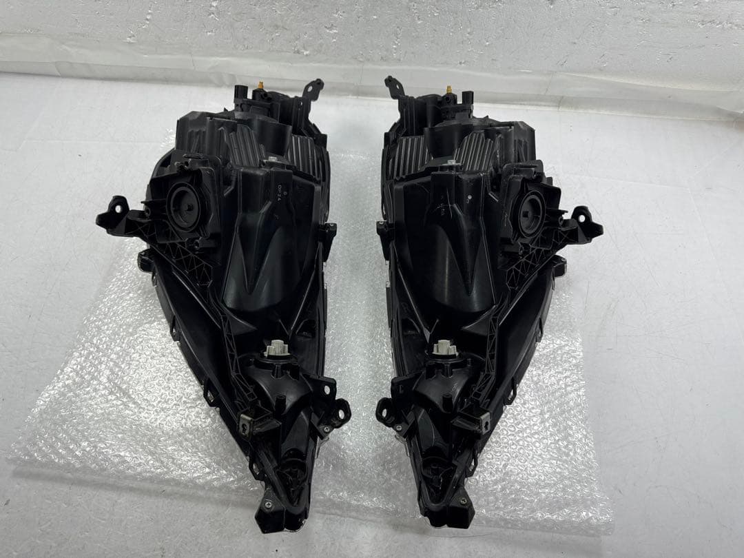 美品 ホンダ FIT フィット ヘッドライト左右セット ハロゲン P6865