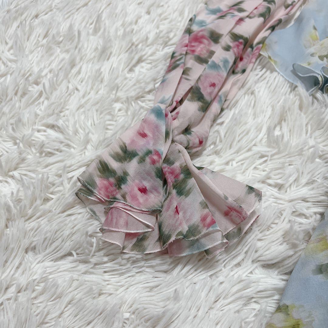 【美品】Blumarine ブルマリン　シルク　ブラウス　総柄　シフォン　花柄