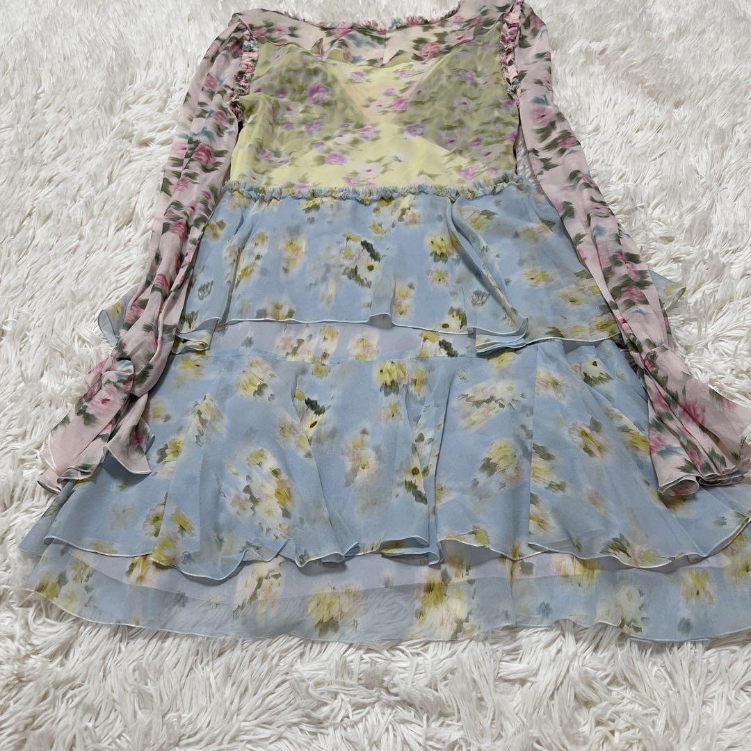 【美品】Blumarine ブルマリン　シルク　ブラウス　総柄　シフォン　花柄
