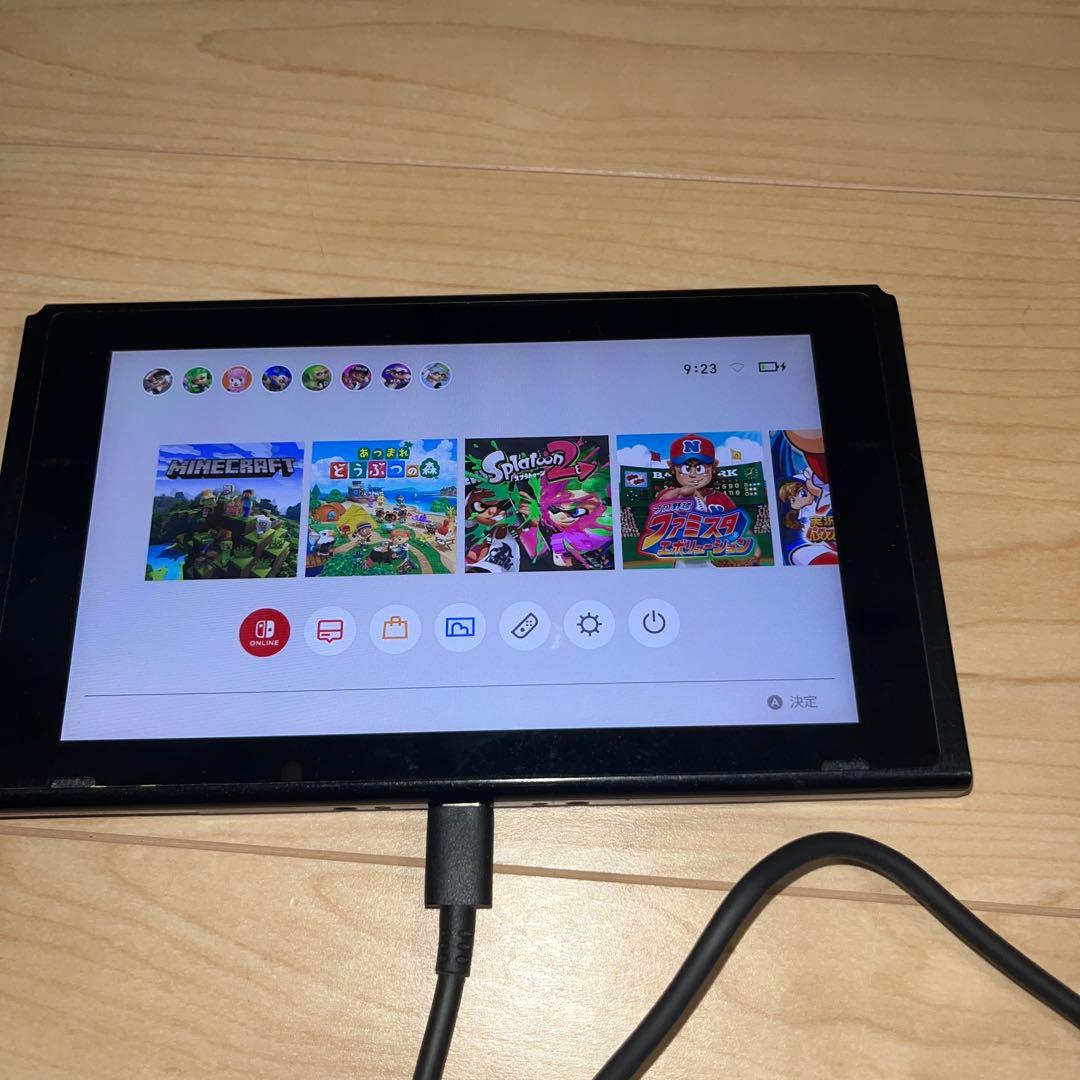 任天堂　Switch 本体
