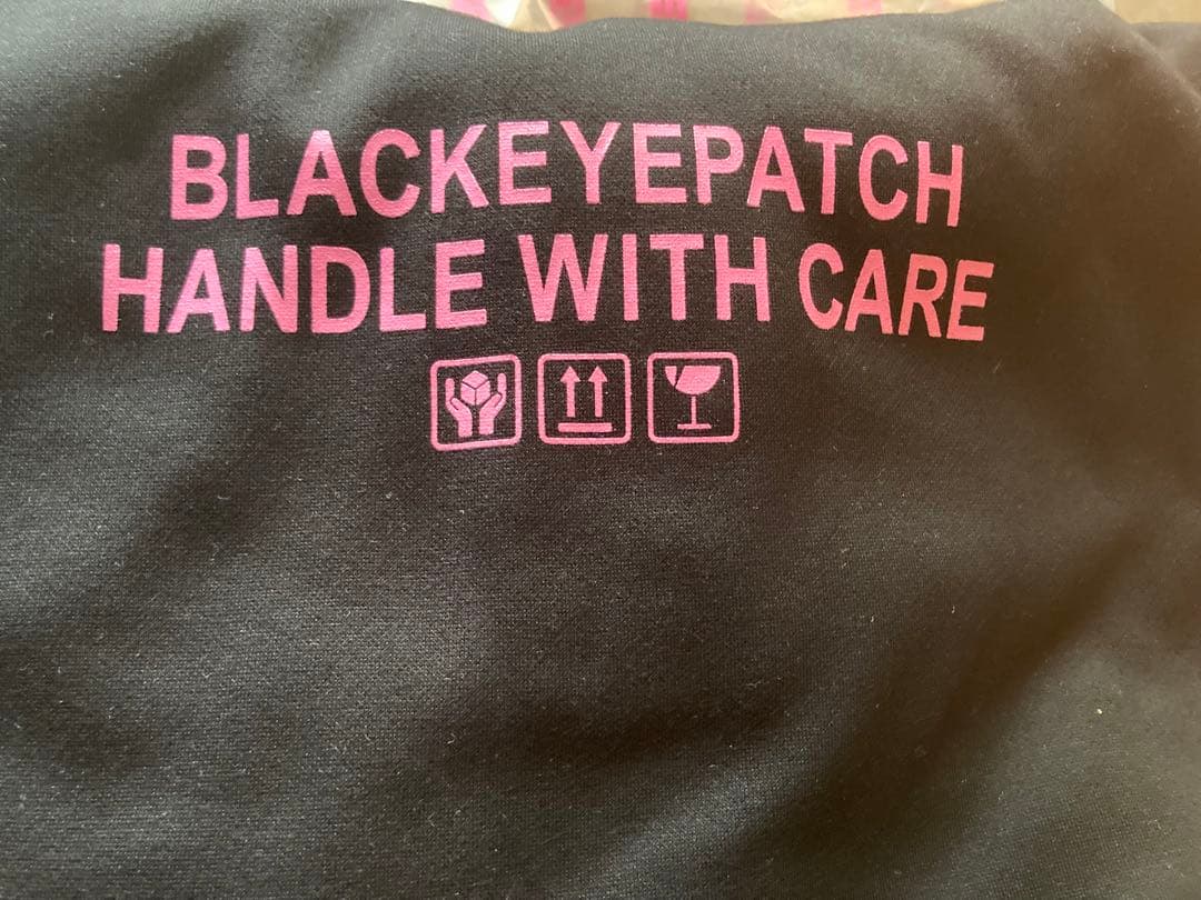 ブラックアイパッチ　取扱注意　blackeyepatch パーカー