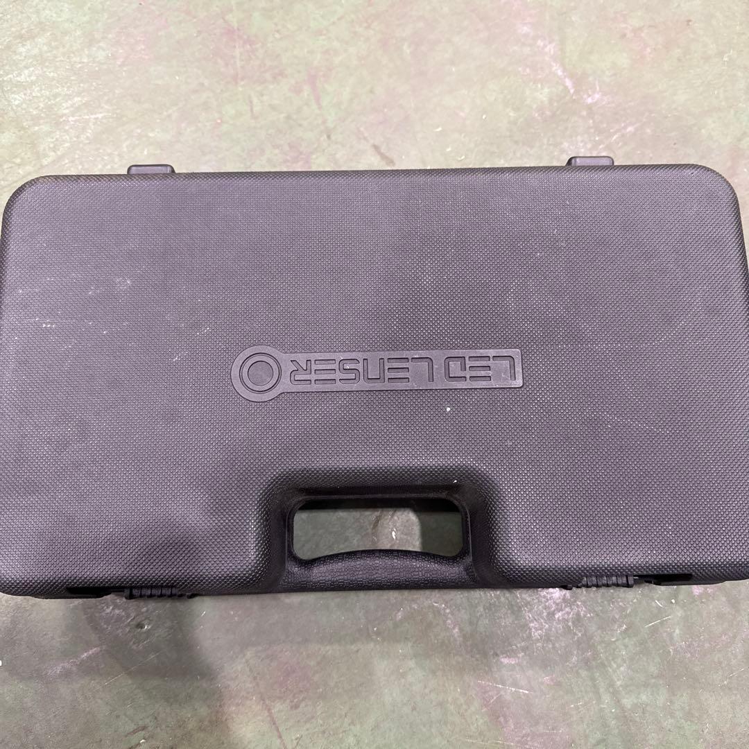 LED LENSER X21R.2 【バッテリー不可】