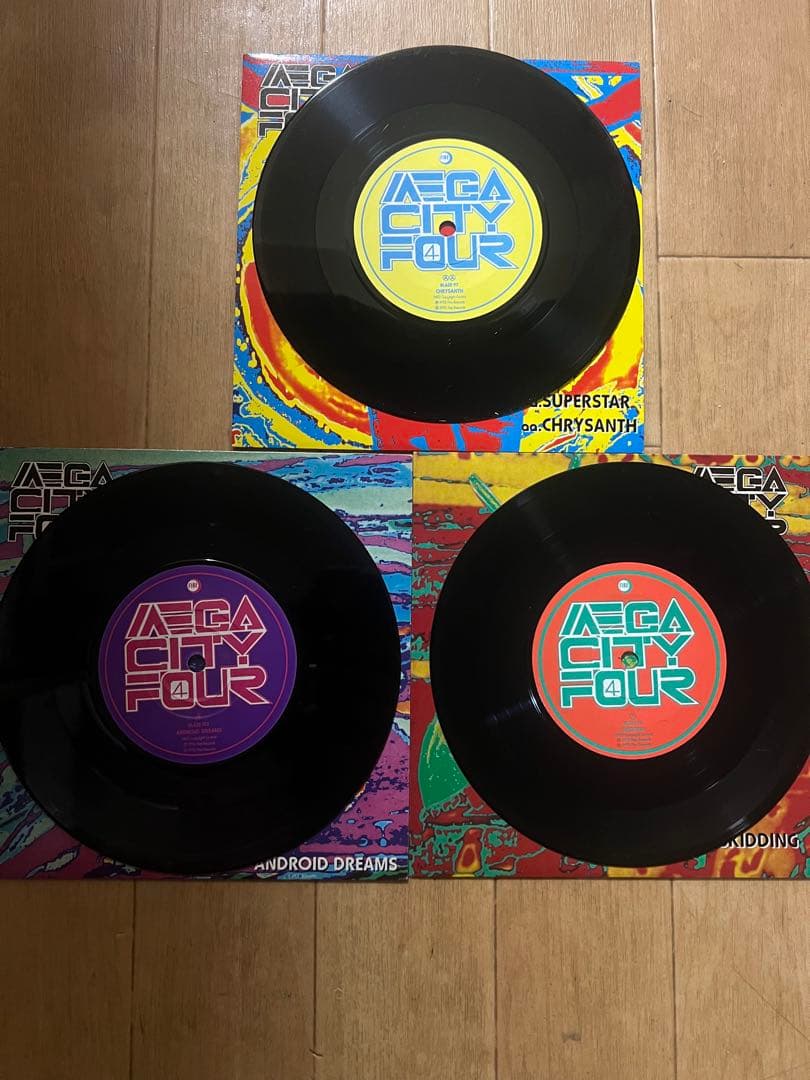 Mega City Four /7インチ 3枚セット