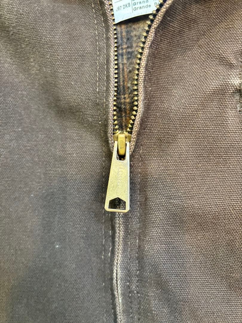 ジャケット・アウター Carhartt Detroit J97 DKB