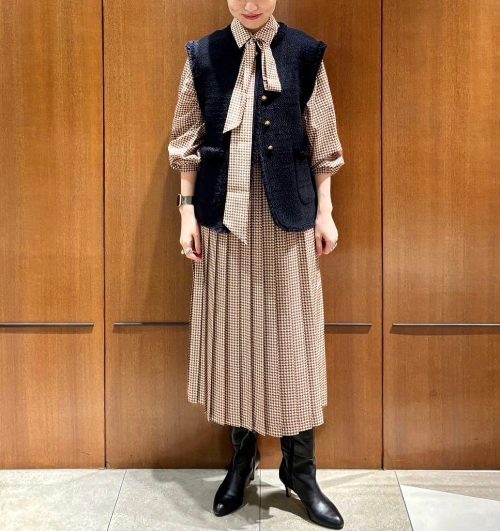 新品✨トゥモローランド ブークレーファンシー クルーネックジレ セレモニー