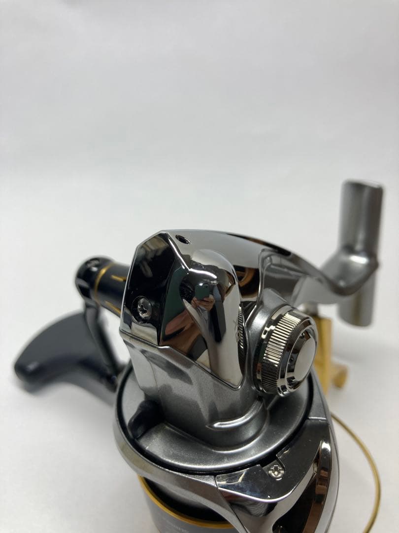 SHIMANO BB-X DESPINA C3000DXG スピニングリール