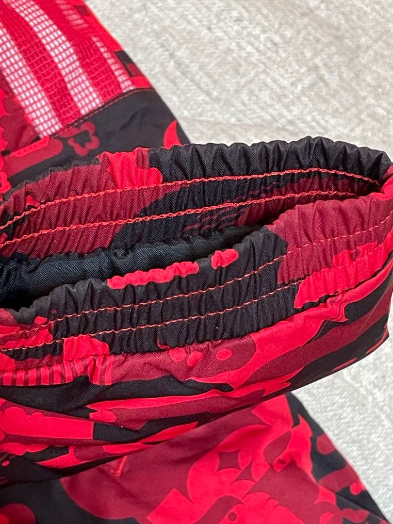 adidas⊥マンチェスターユナイテッドCNYパデットジャケット⊥アディダス
