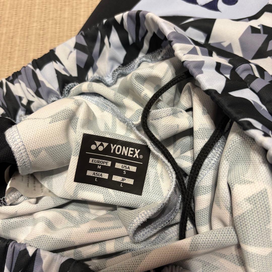 【美品】日本代表ハーフパンツ　Lサイズ　ヨネックス　15142バドミントン