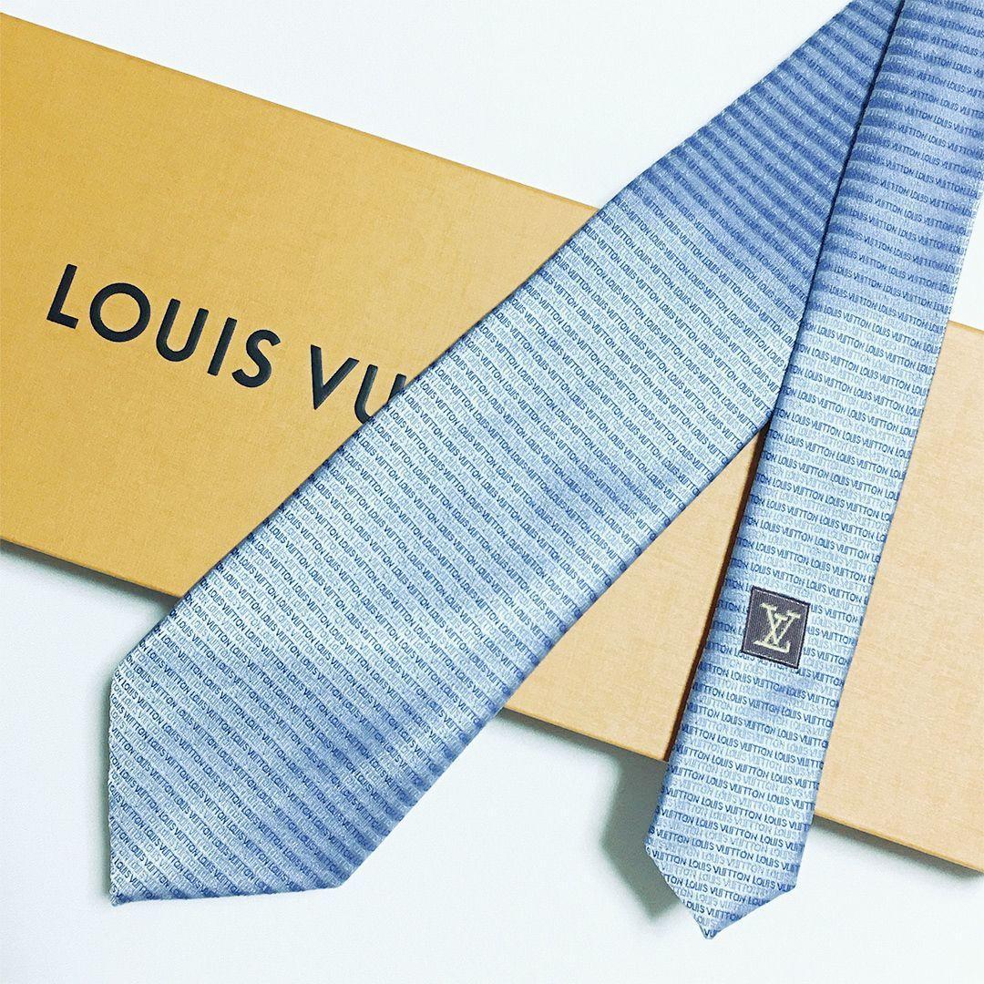 未使用級 ルイヴィトン Louis Vuitton ネクタイ ライトブルー 総柄