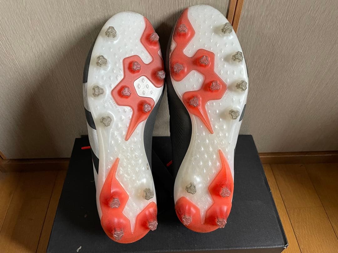 Adidas Predator Eliteサッカースパイク 27cm