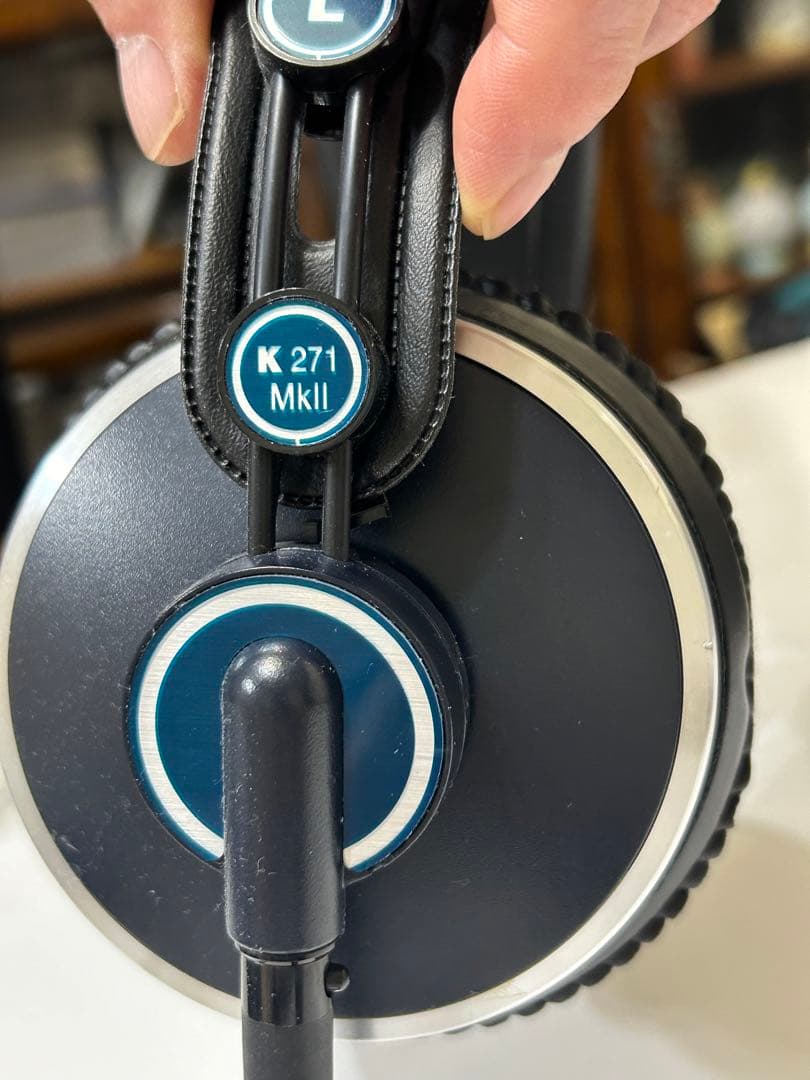 AKG K271 MkII 有線ヘッドホン